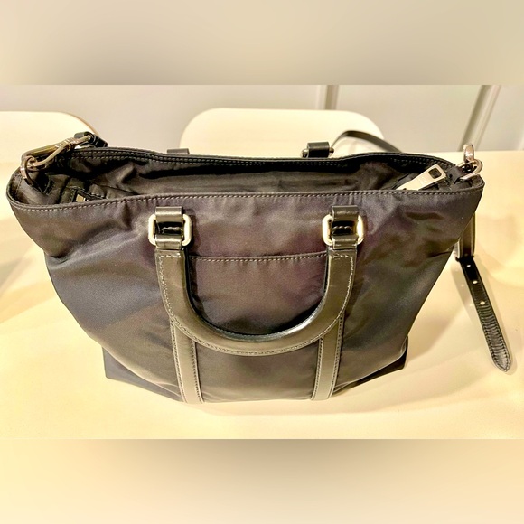 👜 PRADA cross body/tote bag_black_Authentic 👜 - Picture 14 of 16